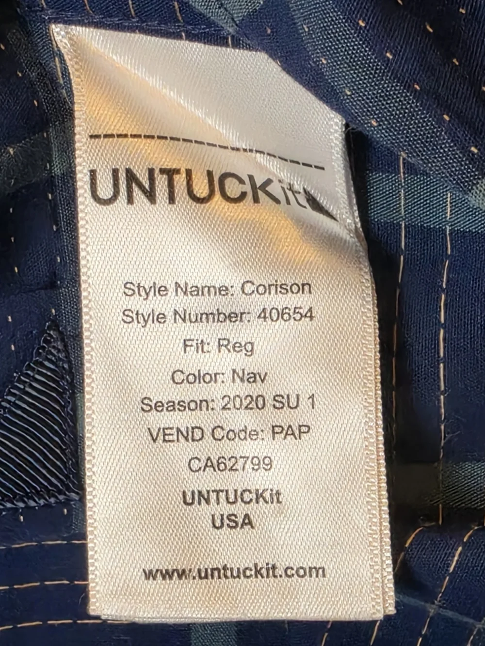 Untuckit Men's Blue Plaid Button-Down Shirt XL Preppy Travel Business Casual